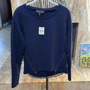 Almost famous ladies, fashion, sweatshirt, size small